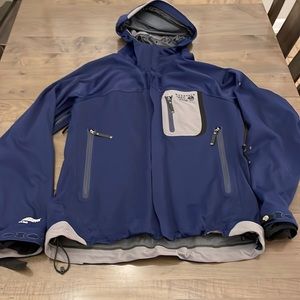 Mountain hardware Softshell dragon jacket